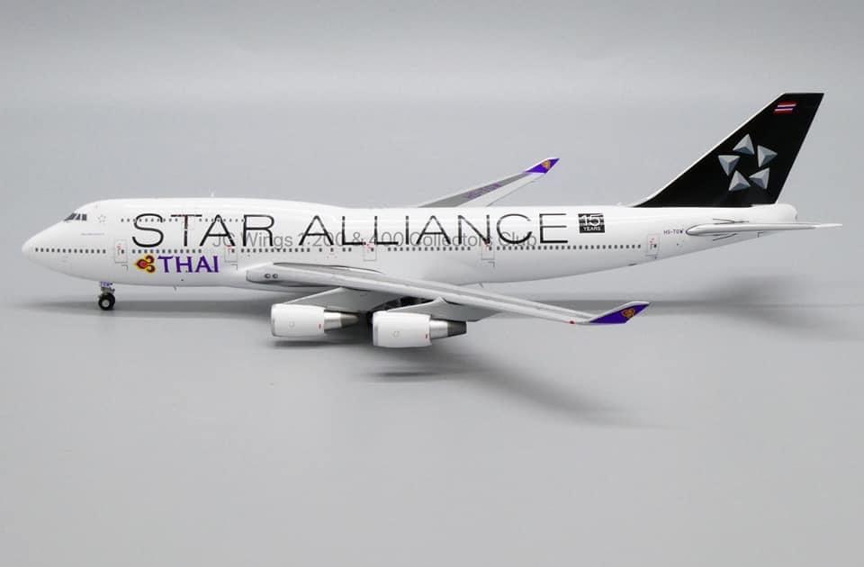 HS-TGW WITH STAND JFOX JF7474035 1//200 THAI AIRWAYS STAR ALLIANCE B747-4D7 REG