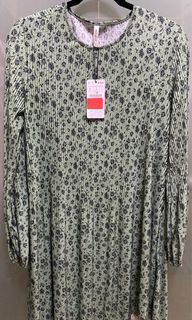 (Category: ) located in . Submitted by pinccloset (Listing ID 1081054807, Image 1). Description: .
