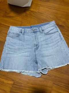 (Category: ) located in . Submitted by spiritedmyway (Listing ID 1081137939, Image 1). Description: .
