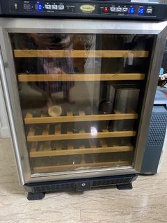 (Category: ) located in . Submitted by ny2017 (Listing ID 1081018894, Image 1). Description: .
