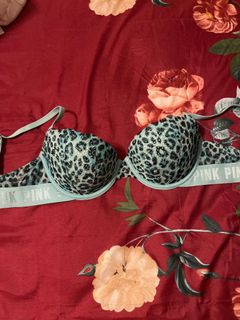 (Category: ) located in . Submitted by skyejills (Listing ID 1081362287, Image 1). Description: .