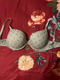 (Category: ) located in . Submitted by skyejills (Listing ID 1081362863, Image 1). Description: .