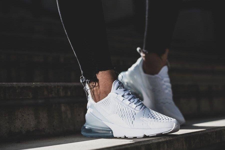 Triple white hot sale air max 270