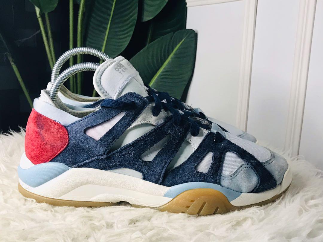 Adidas original dimension store