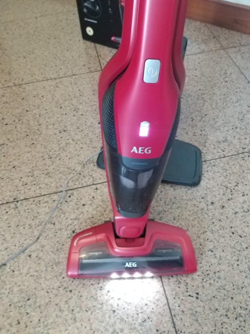 AEG CX7 CORDLESS VACUUM, TV & Home Appliances, Vacuum Cleaner