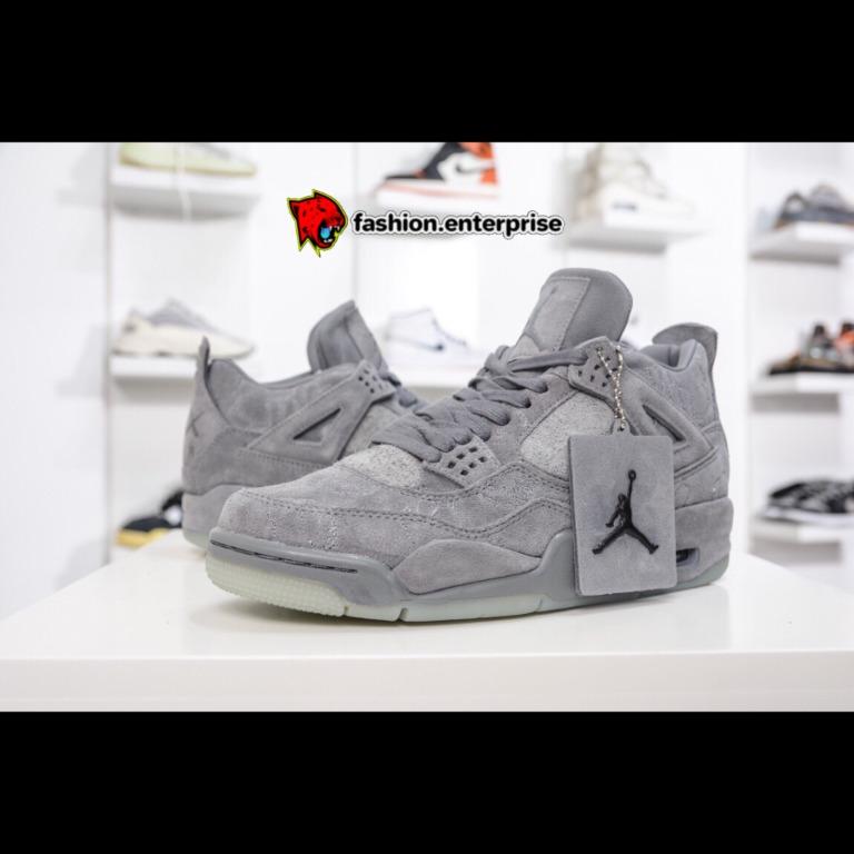 harga jordan 4 kaws