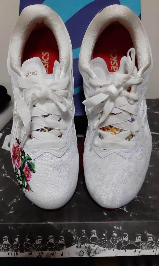 Asics Gel Quantum Infinity White Flower design Negotiable