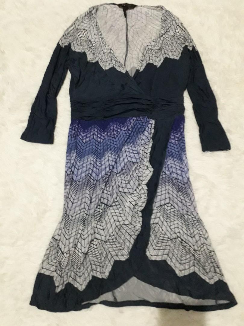 Bcbg maxazria dress (Category: Dresses) located in Subic. Submitted by zenhawk.842704 (Listing ID 1081362552, Image 1). Description: used once,good as new above d knee.