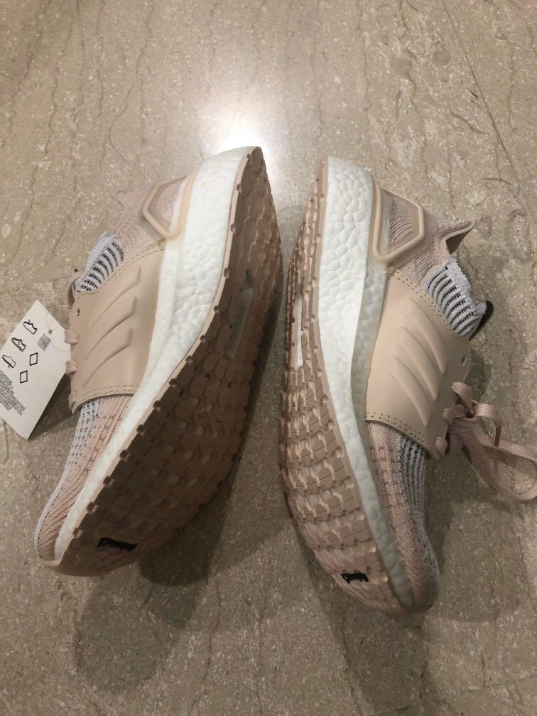 Ultraboost 19 crystal white  brown  linen on sale