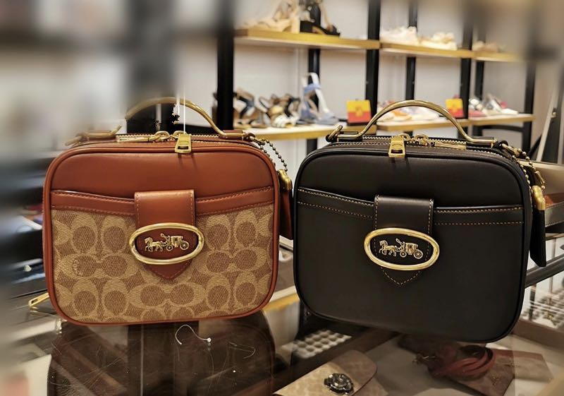 Coach Riley Lunchbox Bag Women s Fashion Bags Wallets Purses Pouches on Carousell