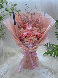 Elegant dried flower bouquet 💐