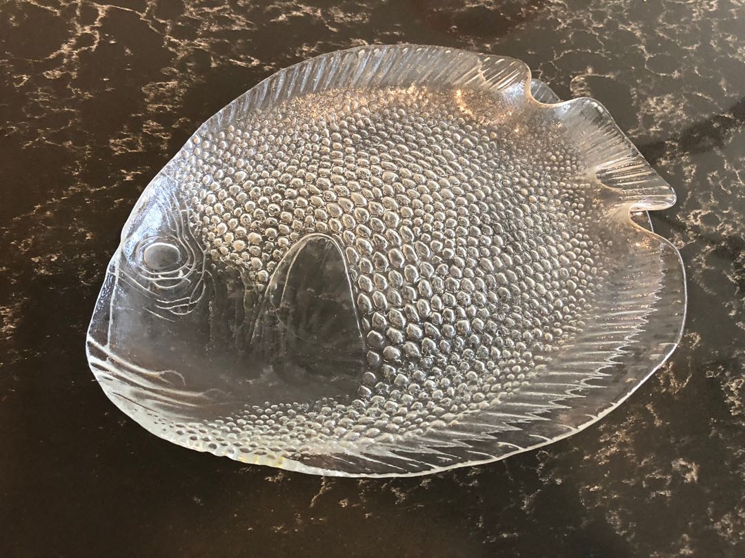 Glass Plates Fish shaped (set of 2), Furniture & Home Living