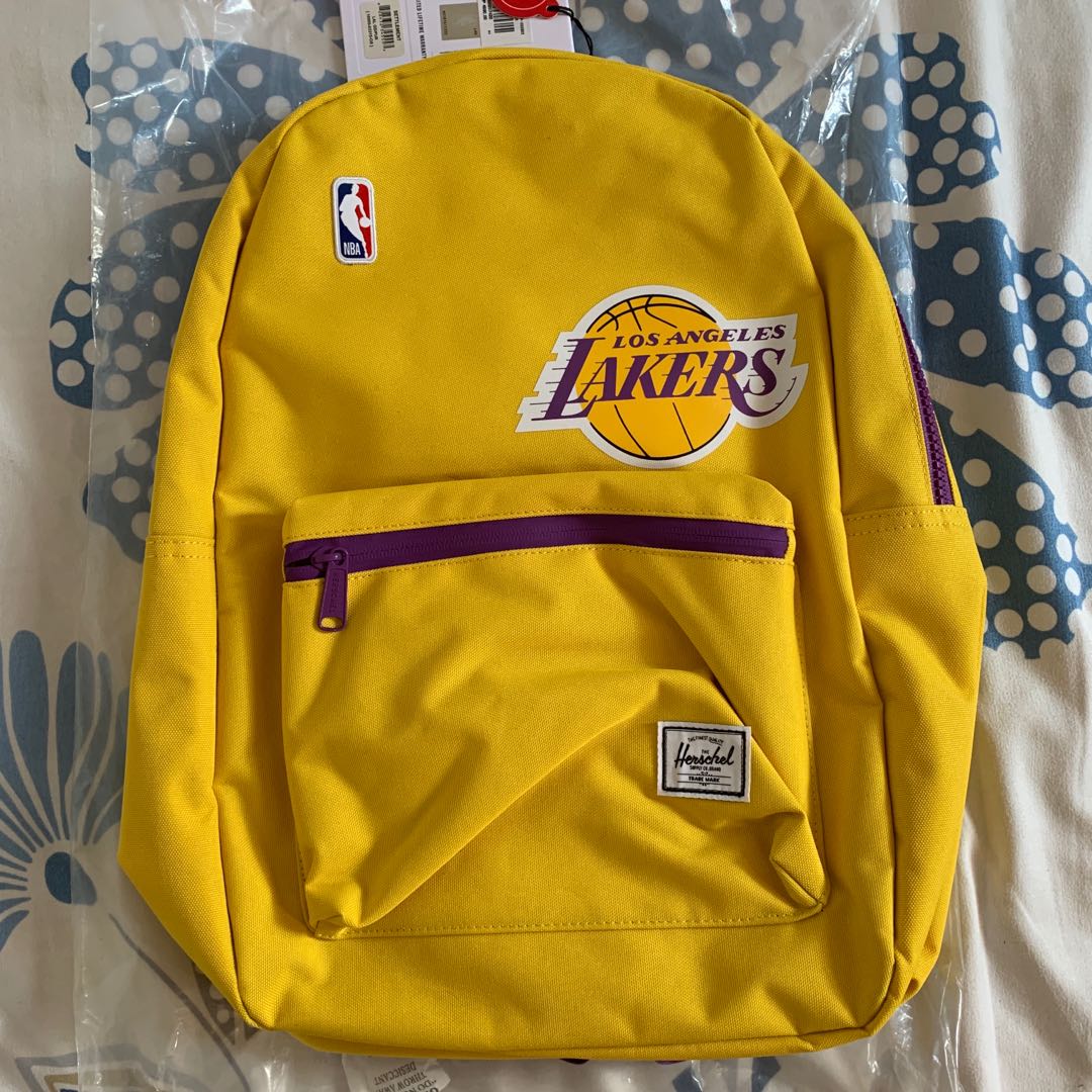 Los Angeles Lakers Sixteen Hip Backpack | NBA City – West Wear