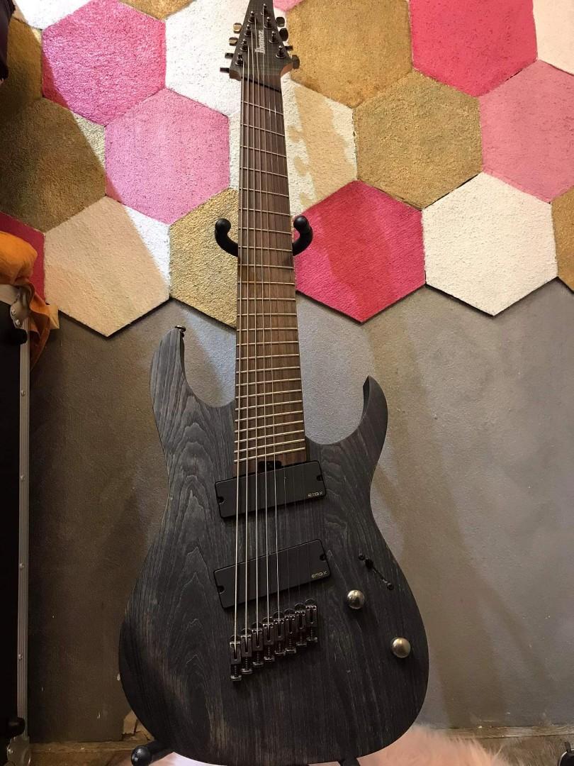 IBANEZ RGIF8 BKS iron label 8 string with hard case, Audio ...