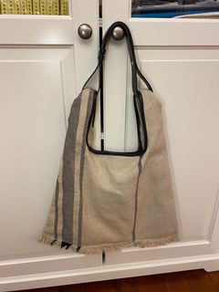 （分類：）位於 。 由 bam_bi 提交（商品編號 1081379305，圖片 1）。簡介： 。