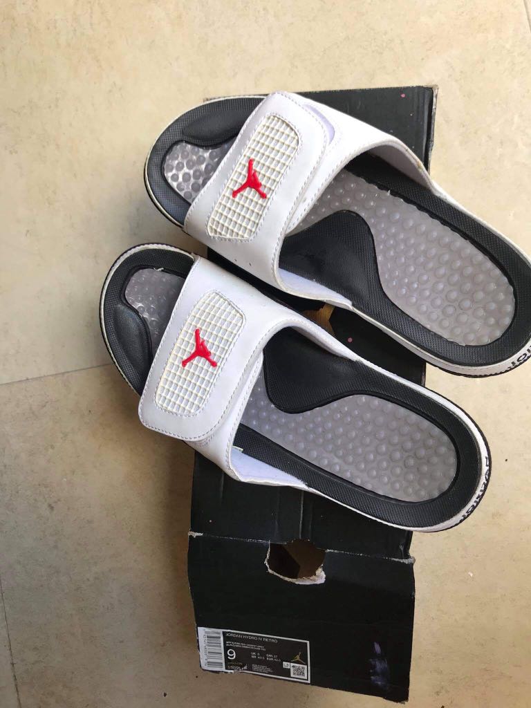 Jordan Hydro IV Retro, Men's Fashion, Footwear, Slippers & Slides on Carousell