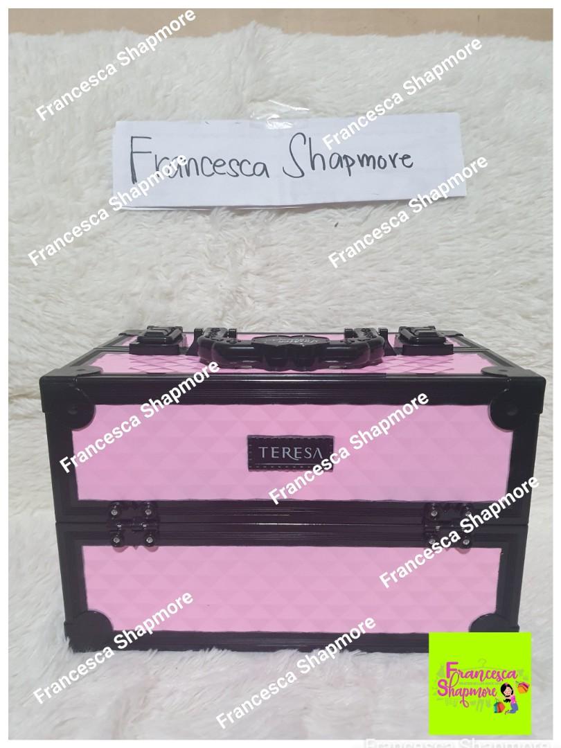 Kids Make up set non toxic (Category: Makeup) located in Caloocan City. Submitted by francesca.shapmore1 (Listing ID 1081397529, Image 2). Description: Brandnew! stocks onhand: 5 sets sale Php 2199only srp Php 3500.