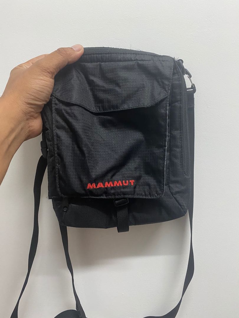 Mammut Sling bag