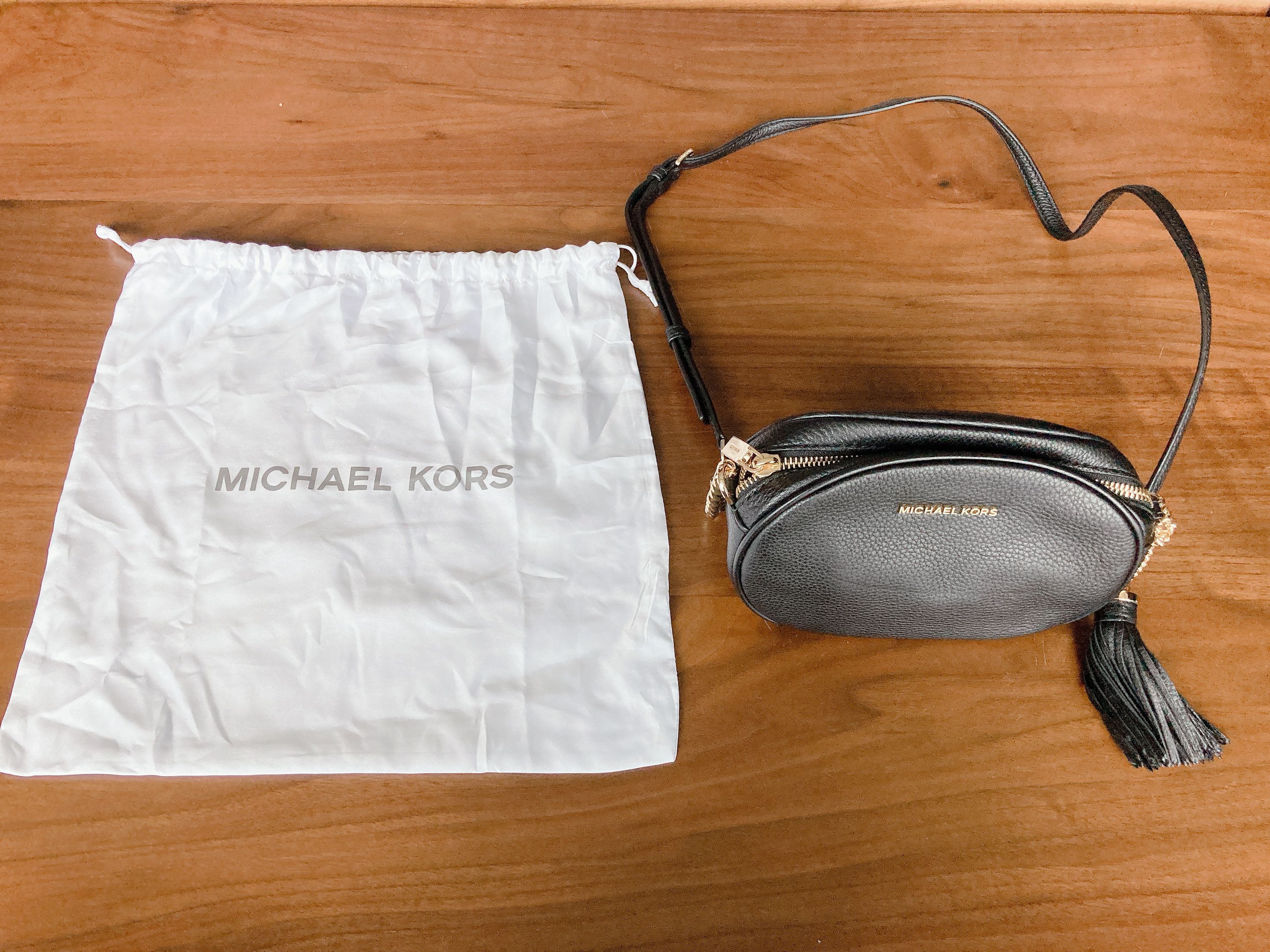 MICHAEL KORS Ginny Medium Crossbody Bag Black