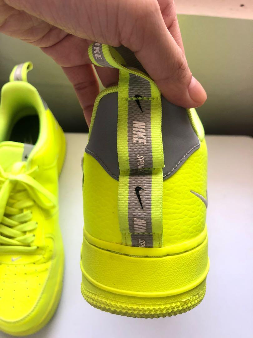 nike utility volt