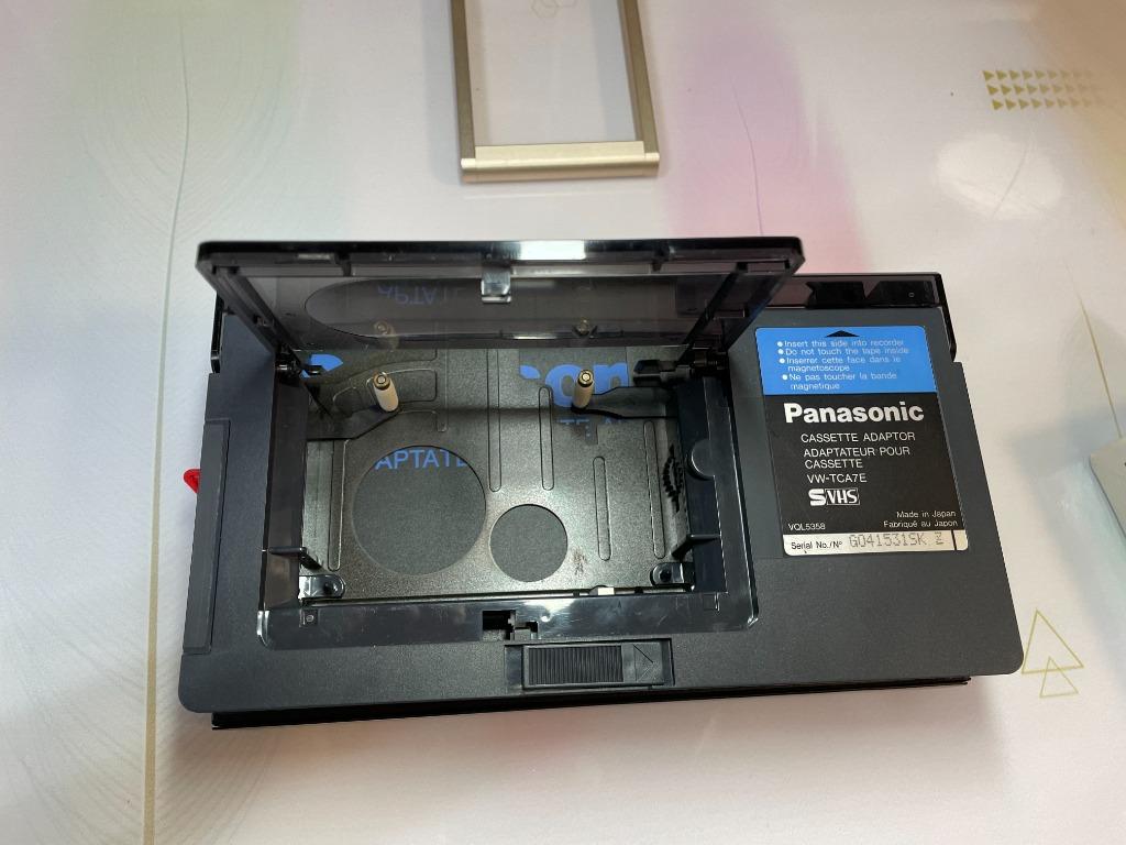 Panasonic Cassette Adapter 轉換器 VHSC to VHS, 興趣及遊戲, 音樂、樂器 & 配件, 音樂與媒體