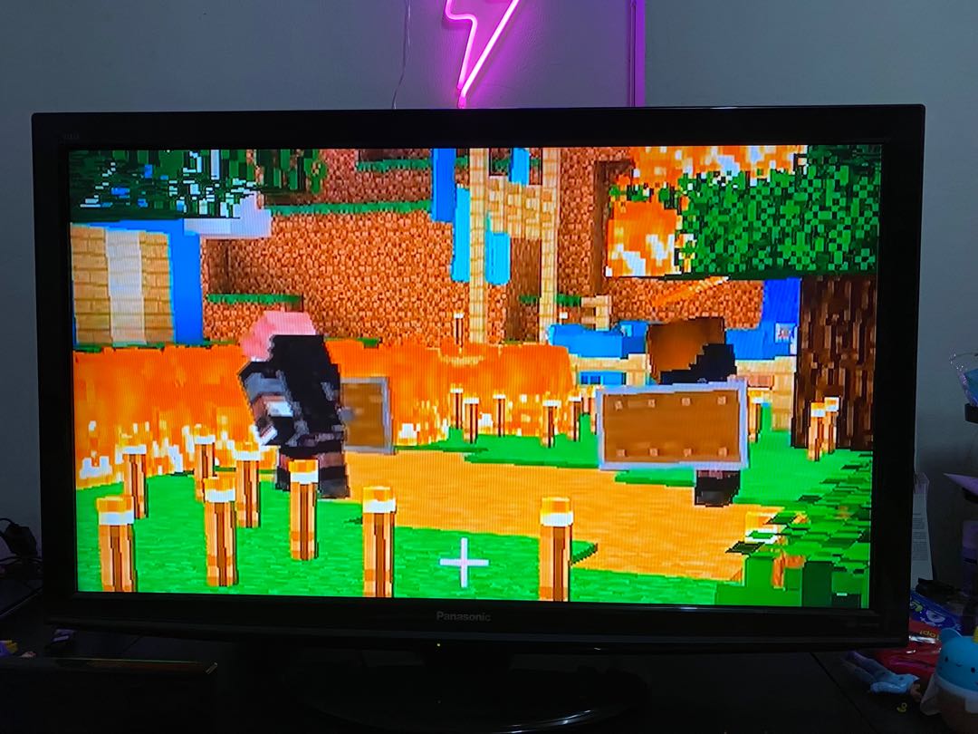 Panasonic Viera 42 Inch Lcd Tv Th L42u29k Electronics Tvs Entertainment Systems On Carousell