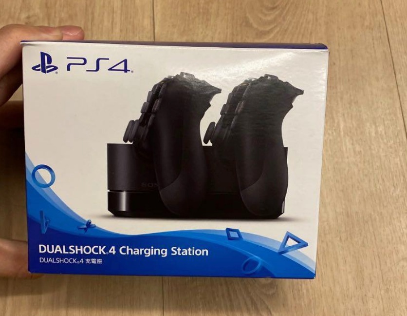 PS4 DualShock 4 Charging Station, Video Gaming, Gaming Accessories