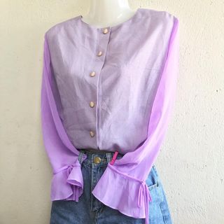 (Category: ) located in . Submitted by ladybloomluxe (Listing ID 1081223470, Image 1). Description: .