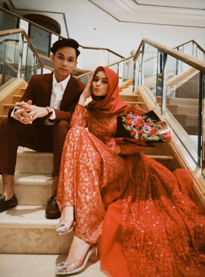Kedai sewa 2025 dress dinner