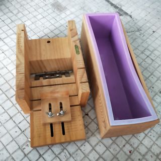 (Category: ) located in . Submitted by shoppingthrift (Listing ID 1081368563, Image 1). Description: .
