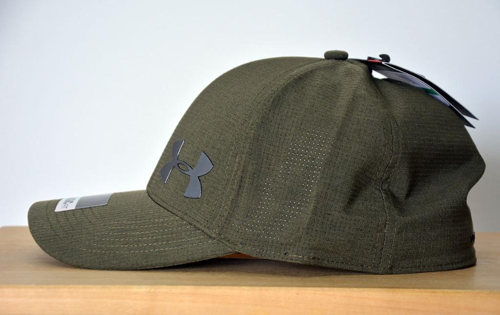 UNDER ARMOUR ArmourVent Full Cap - Rare Army Green, Men's Fashion, Watches  & Accessories, Cap & Hats on Carousell