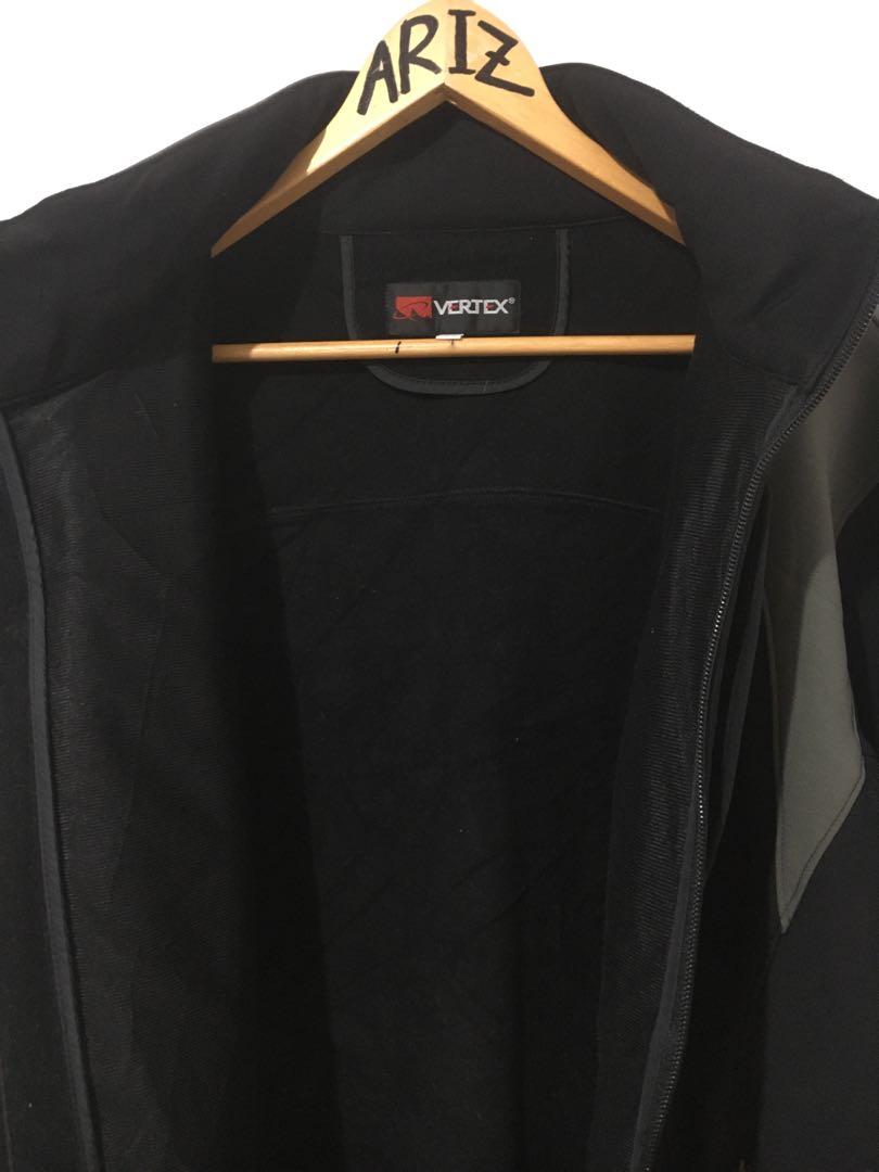 Vertex Riding Jacket (Makapal tela), Men's Fashion, Coats, Jackets and ...