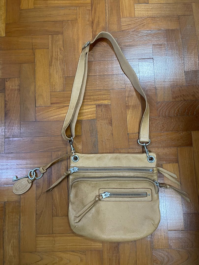 Vintage fossil top crossbody bags