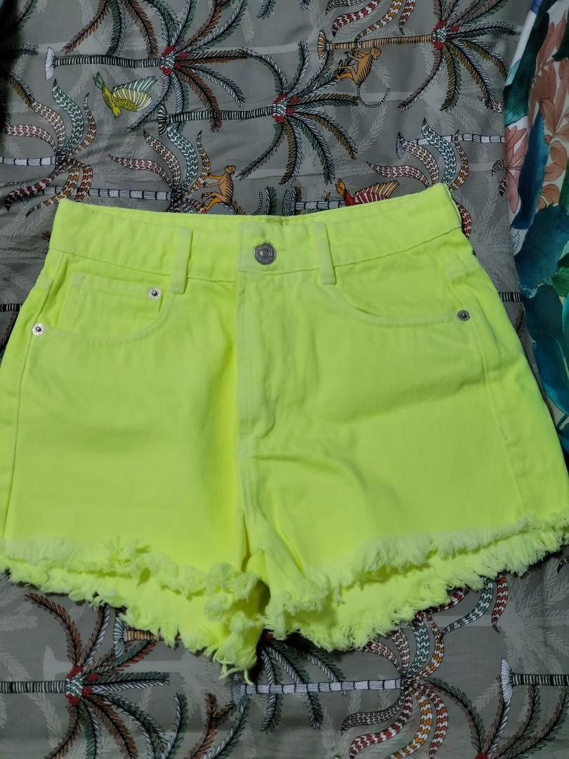 Zara deals neon shorts