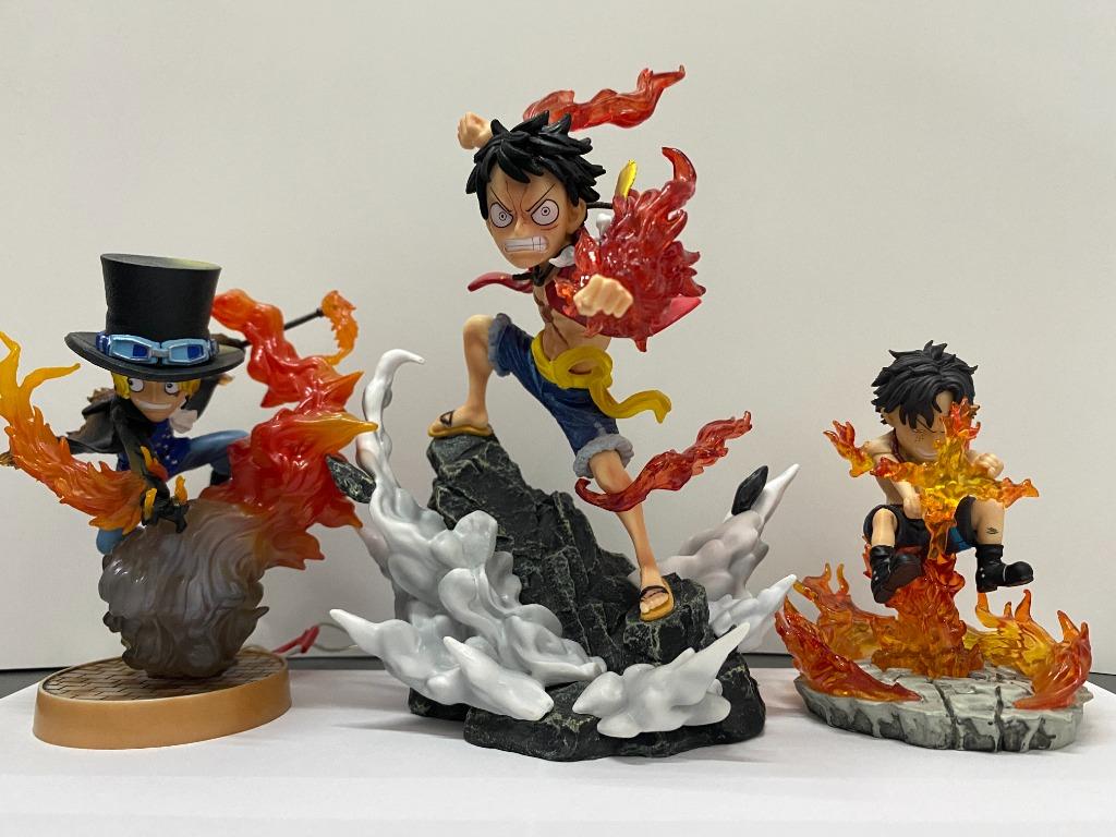 現貨 海賊王one Piece Q版火焰三兄弟火拳銃路飛燒燒果寶薩博十字火艾斯 16 5cm 12cm 11cm 興趣及遊戲 玩具 遊戲類