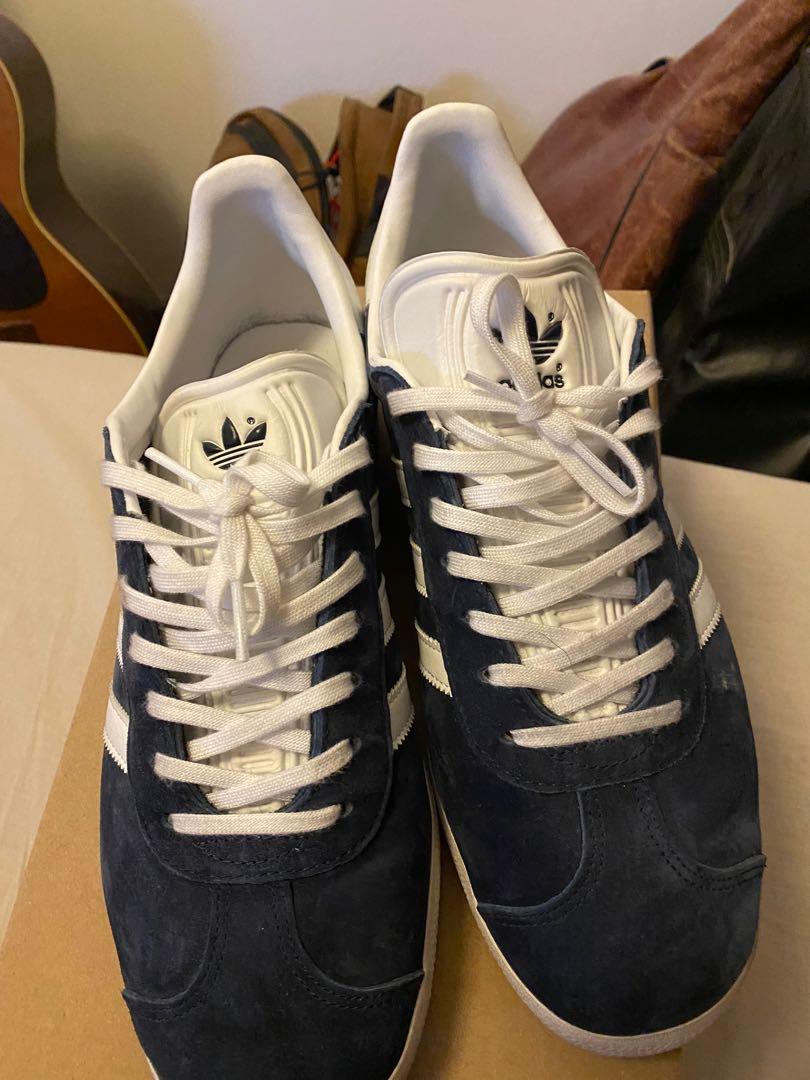 Adidas Gazelle (Pig Skin), Men's Fashion, Footwear, Sneakers on Carousell