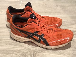 （分類：）位於 。 由 photomen 提交（商品編號 1081578026，圖片 1）。簡介： 。