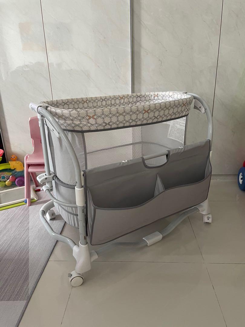 Baby Bassinet Ingenuity Dream and grow bedside bassinet Dalton