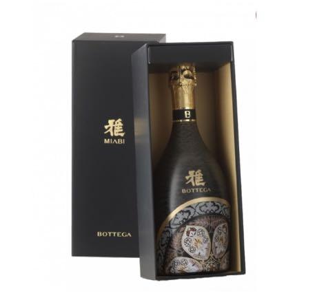 Bottega Miabi 雅pinot Nero Burt 日本皇室御用設計師小倉隆特別版 嘢食 嘢飲 酒精飲料on Carousell Bottega Miabi 雅pinot Nero Burt 日本皇室御用設計師小倉隆特別版 嘢食 嘢飲 酒精飲料on Carousell