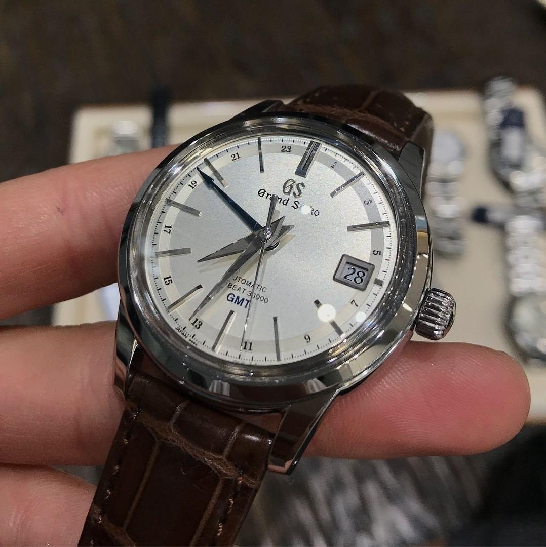 Grand store seiko sbgj217g