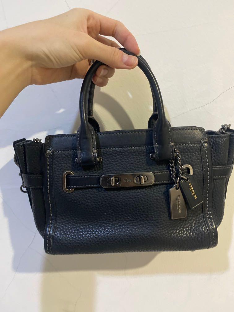 Coach swagger top 20 black