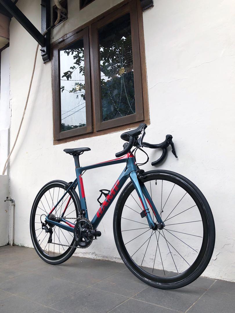 Camp road bike on sale spencer 2.0 carbon
