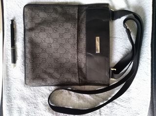 (Category: ) located in . Submitted by v-lounge (Listing ID 1081462477, Image 1). Description: .