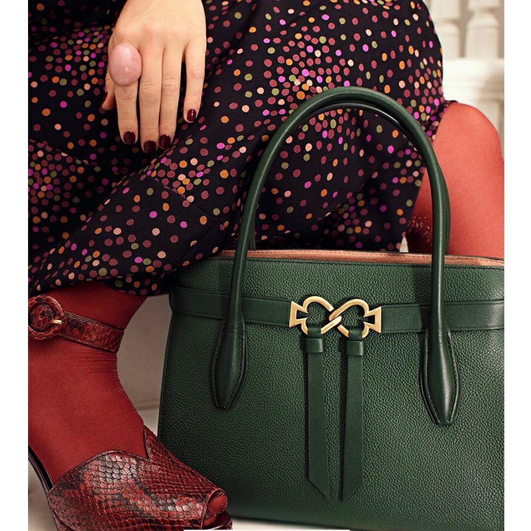 IN STOCK Kate Spade Toujours Large Satchel Deep Evergreen, Women's Fashion,  Bags & Wallets, Cross-body Bags on Carousell