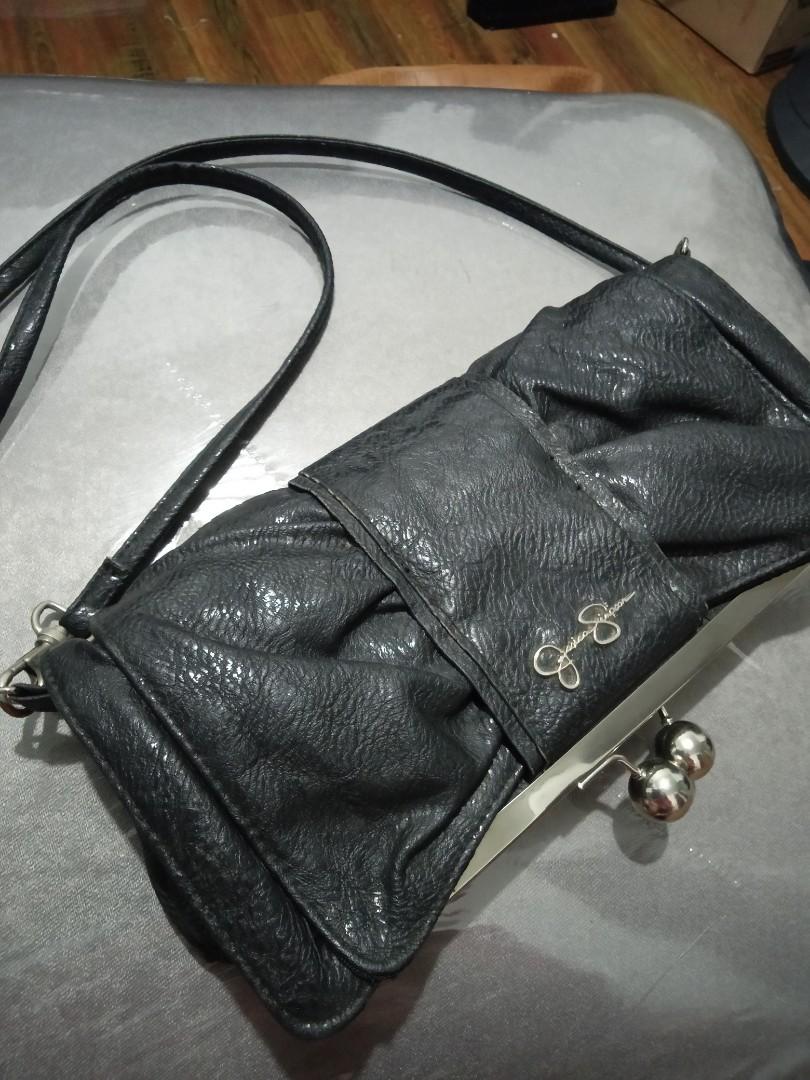 Jessica simpson clutches 2025