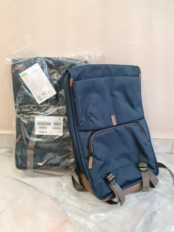 Lenovo backpack b810 hotsell