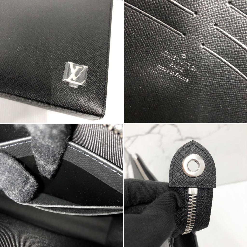 Shop Louis Vuitton TAIGA 2021-22FW Pochette Voyage (M30450) by