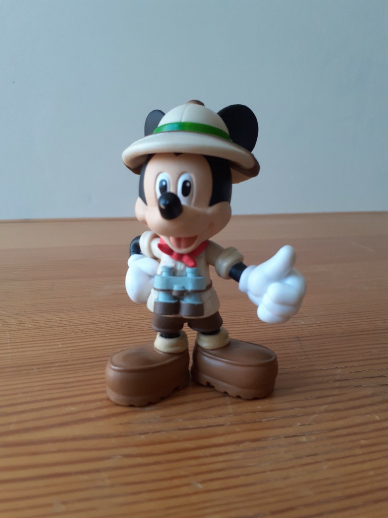 Mickey mouse hot sale safari figurines