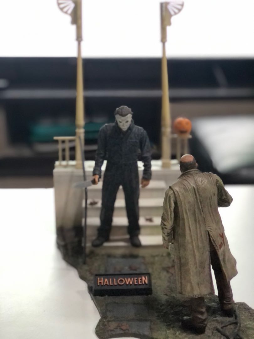 Neca halloween diorama online
