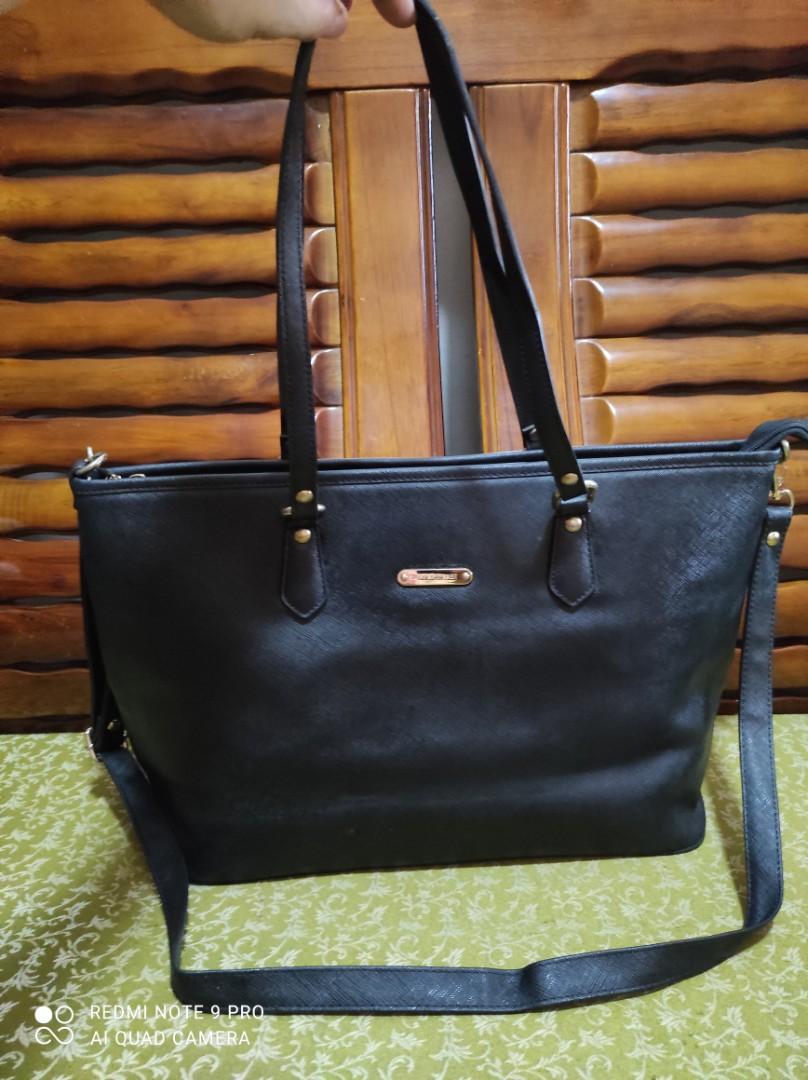 Buy Nicole Miller New York Barlow Saddle FLP Crossbody Handbag, Claret, One  Size Online at desertcartZimbabwe